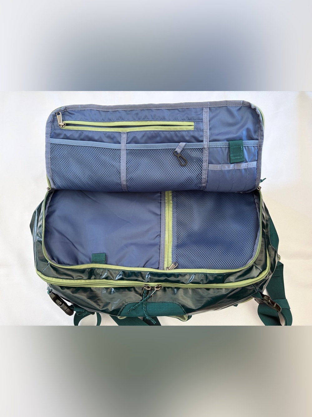 Patagonia Black Hole 26L Mini MLC Carryon Backpack 49265 Dark Borealis Green - Picture 8 of 15